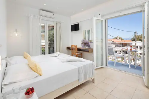 Bella Vista Beach Hotel gallery 3