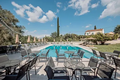 Pelithea Family Aparthotel