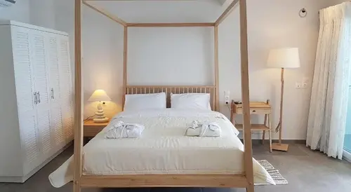 Paralia Luxury Suites gallery 3