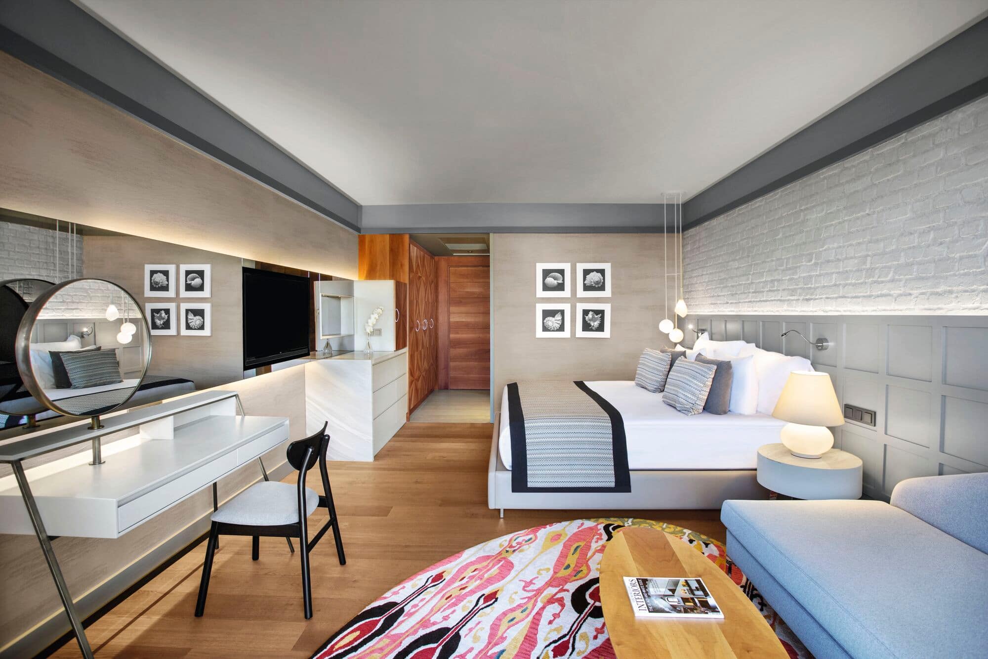 Acanthus Cennet Barut Collection gallery 2