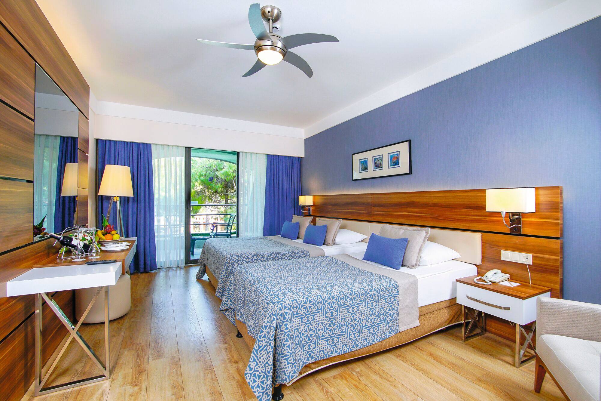 Limak Atlantis Deluxe Hotel and Resort gallery 2