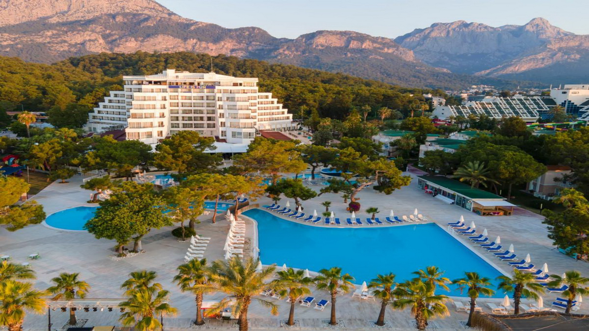Amara Comfort Resort gallery 3